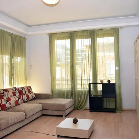 Sweet - 316 * Tirana